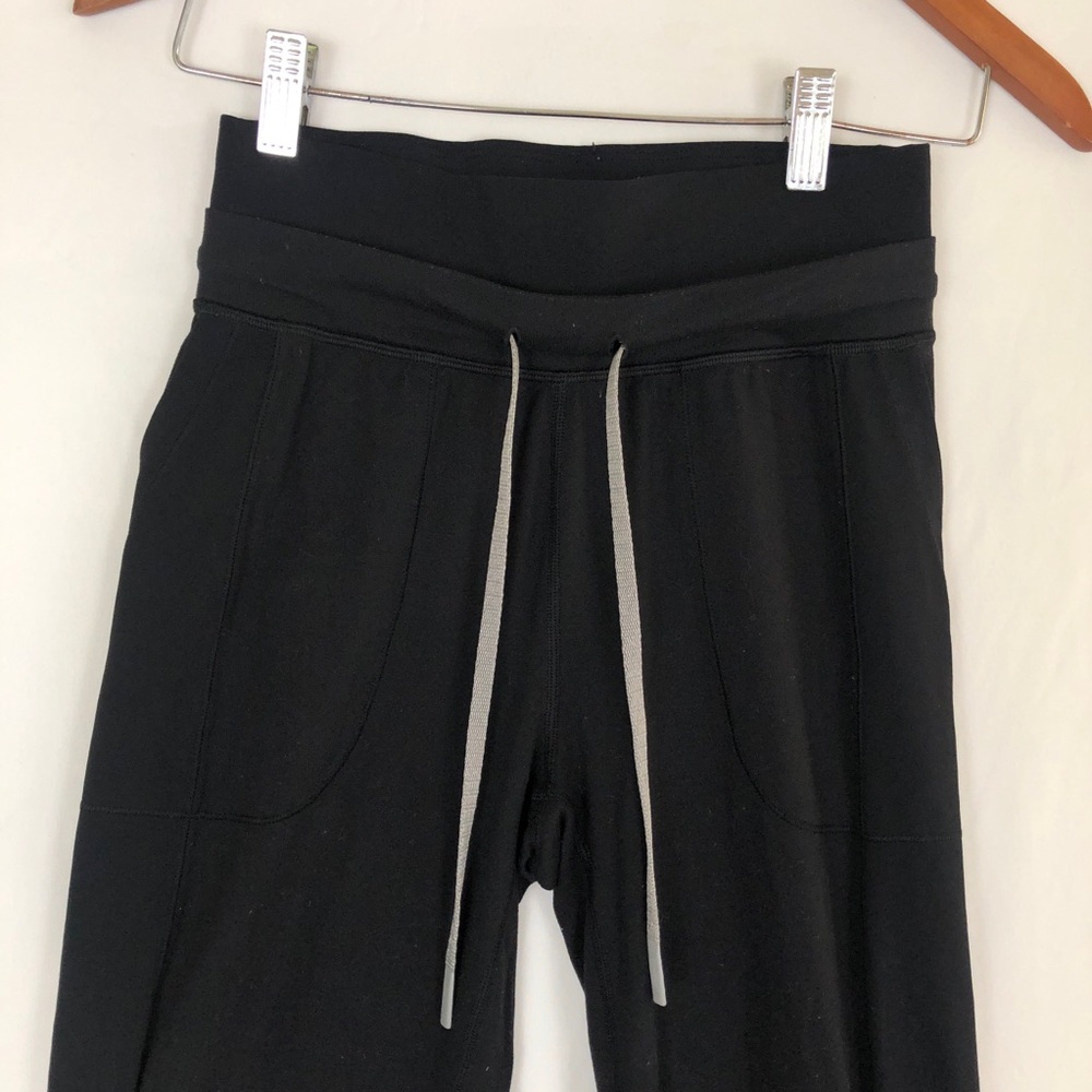 Lululemon Throwback Base Runner High Rise‎ Jogger Black Size 2 - Picture 3 of 8